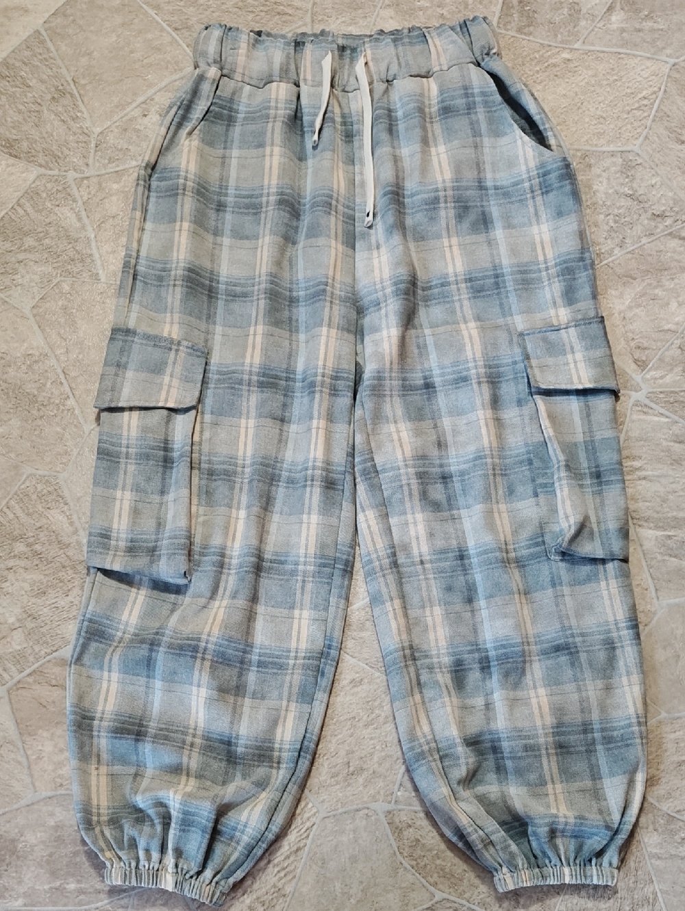 ❤️ POL “ Selena 2 “ POL Cargo Plaid Joggers
